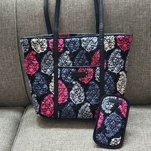 VERA BRADLEY Stylish Black Quilted Tote and Eye Glass Holder